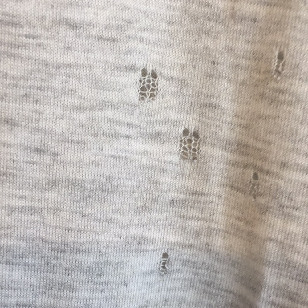 H&M tee - Picture 3 of 3